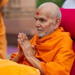 A Moment of True Humility: A Memorable Moment with Mahant Swami Maharaj